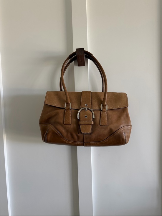Coach Handbags - COACH Soho Brown Leather Buckle-Flap 9550 Vintage Shoulder Bag